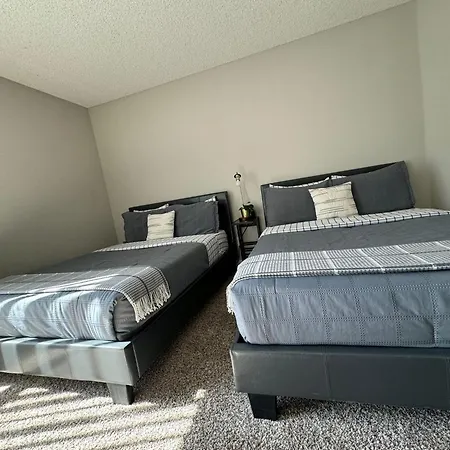 Modern 2Br Hollywood Apt With Rooftop Pool, Free Parking & Close To Walk Of Fame And Universal Studios-2